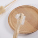 Дерев'яна щітка для чищення зубних протезів